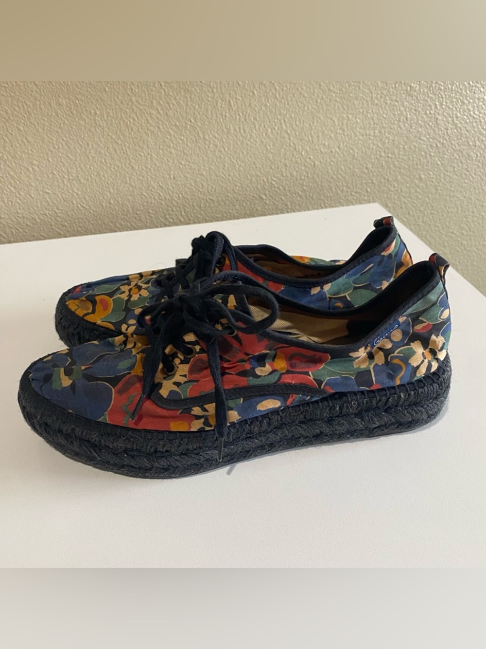 Gianno Espadrilles Black Multi Floral Print Canvas Round‎ Toe Lace Up EU38/US7.5